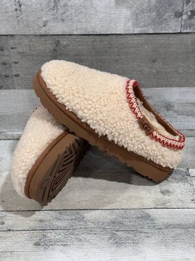 UGG Women's Tasman Maxi Curly Slipper - Natural - Size - 7.US